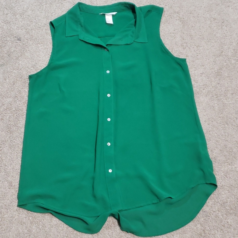 Sleeveless top